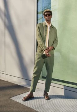 Pier One Unisex - Sandalen - Cognac -Stijlvolle Herenkleding Winkel 066833d3c460455297c99665a1fc1ebf