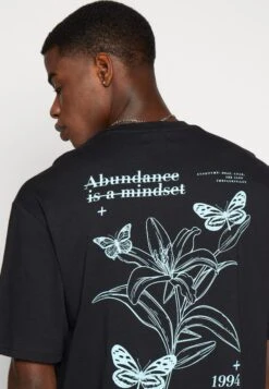 YOURTURN Chest Tee Unisex - T-Shirt Print - 802 - Black -Stijlvolle Herenkleding Winkel 0e4b4081586c44b38413d45691796242