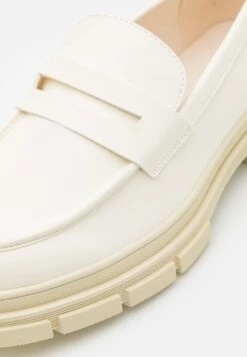 YOURTURN Instappers - White 13 YOURTURN Instappers - White -Stijlvolle Herenkleding Winkel 0f9efad57a7c4f4a92a95083573a0d93