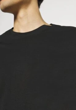 Pier One Pyjama - Black 12 Pier One Pyjama - Black -Stijlvolle Herenkleding Winkel 2d7a3bf373434ec99530f26b5c489aa6