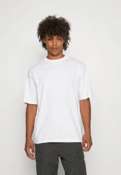 YOURTURN 3Pack Unisex - T-Shirt Basic - White/Dark Grey /Dark Brown 11 YOURTURN 3Pack Unisex - T-Shirt Basic - White/Dark Grey /Dark Brown -Stijlvolle Herenkleding Winkel 31b66253f15a4365a17eab3e217489b8