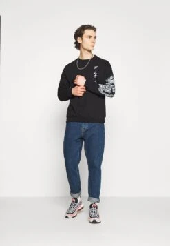 YOURTURN Sweater - Black 12 YOURTURN Sweater - Black -Stijlvolle Herenkleding Winkel 4786339f965d4854b52d97e7891bf3a2