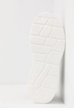 Pier One Sneakers Hoog - Black/White -Stijlvolle Herenkleding Winkel 52b5e07059e148baa03e0194b33ba8c5