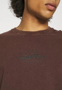 YOURTURN Unisex - T-Shirt Print - Dark Brown -Stijlvolle Herenkleding Winkel 74761be360f54e53ba8cda4b165c879f