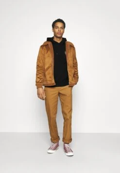 YOURTURN Unisex - Hoodie - Black -Stijlvolle Herenkleding Winkel 8b72609bcd0d49f6aeab191f7eec44c6