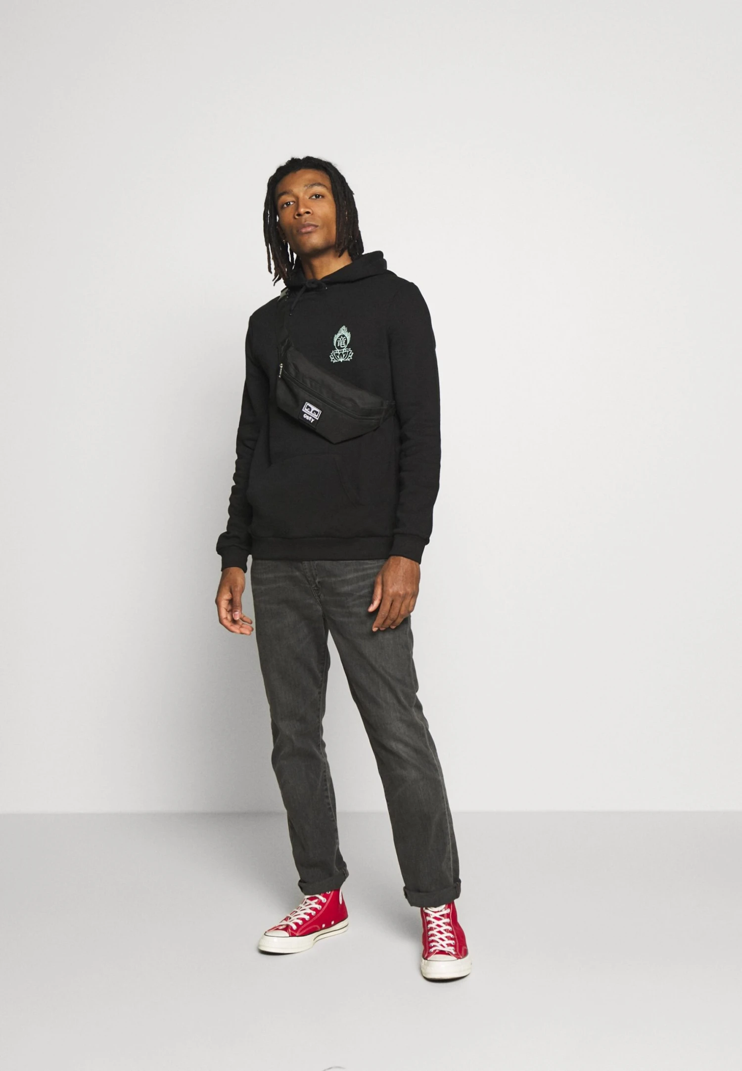 YOURTURN Hoodie - Black 4 YOURTURN Hoodie - Black - Afbeelding 2