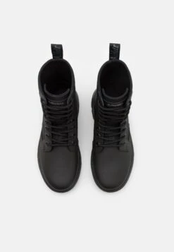 Dr. Martens Combs Ii Unisex - Veterboots - Black 11 Dr. Martens Combs Ii Unisex - Veterboots - Black -Stijlvolle Herenkleding Winkel a4c06f52e39d4cc288bcf0f9447602de