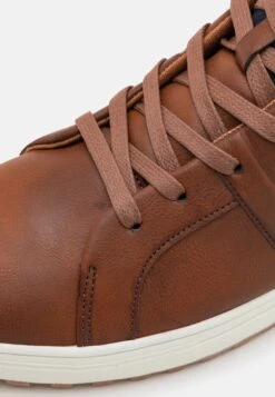 Pier One Sneakers Hoog - Cognac -Stijlvolle Herenkleding Winkel b72c2c26a41d4606a44be9f2efeae0dc