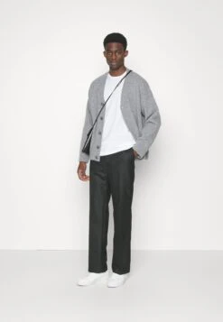 DRYKORN Eros - T-Shirt Basic - White -Stijlvolle Herenkleding Winkel bec0218eb1f94eeab435ff58c9c2271d