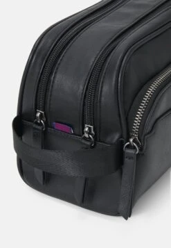 Pier One Toilettas - Black -Stijlvolle Herenkleding Winkel f533c08f73014507a19f0f1471b18552