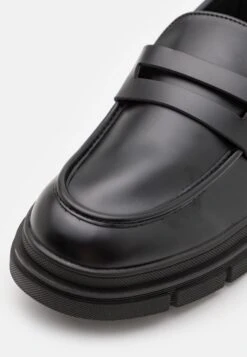 YOURTURN Instappers - Black 13 YOURTURN Instappers - Black -Stijlvolle Herenkleding Winkel fbe1d69ec73d424097583e846261fdbb